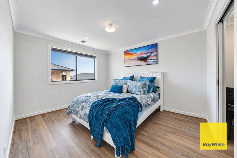 Photo - 28 Jagged Circuit, Tarneit VIC 3029 - Image 19