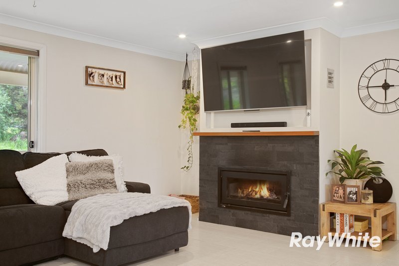 Photo - 28 Janari Close, Moruya NSW 2537 - Image 3