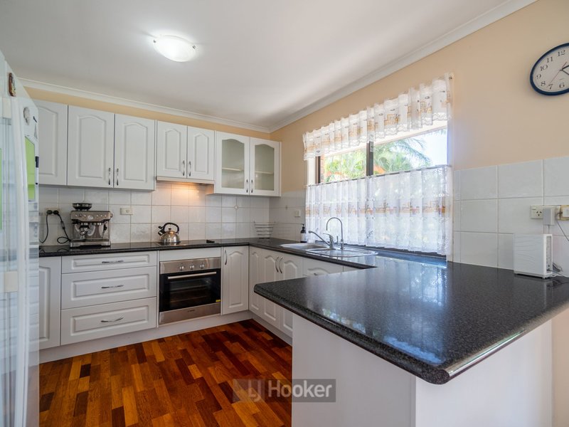 Photo - 28 Janita Drive, Browns Plains QLD 4118 - Image 4