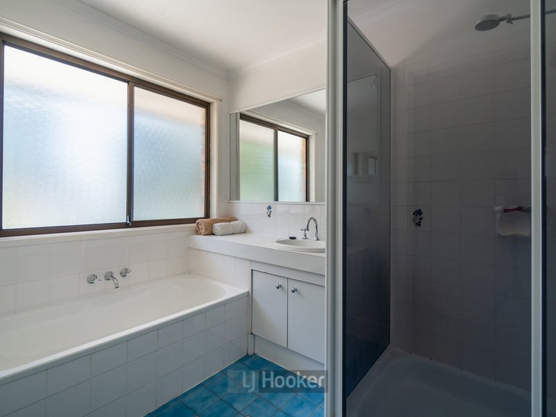 Photo - 28 Janita Drive, Browns Plains QLD 4118 - Image 9