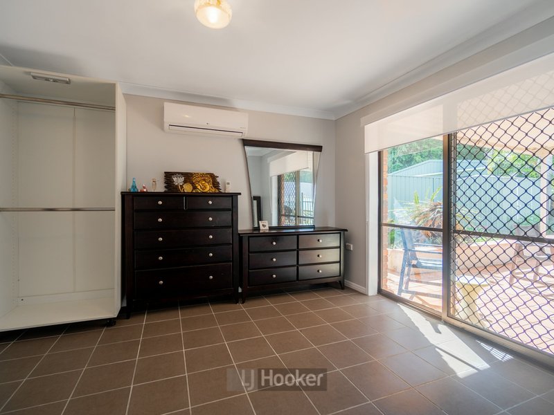 Photo - 28 Janita Drive, Browns Plains QLD 4118 - Image 11