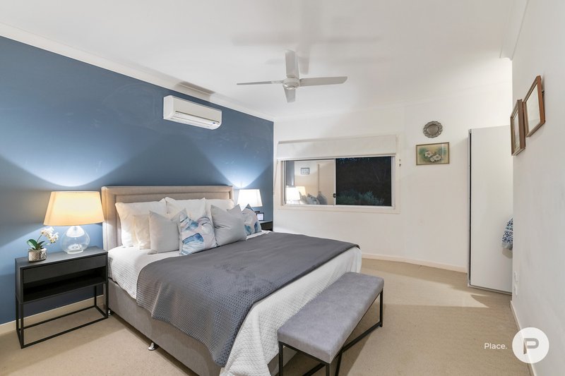 Photo - 28 Jason Street, Sinnamon Park QLD 4073 - Image 10