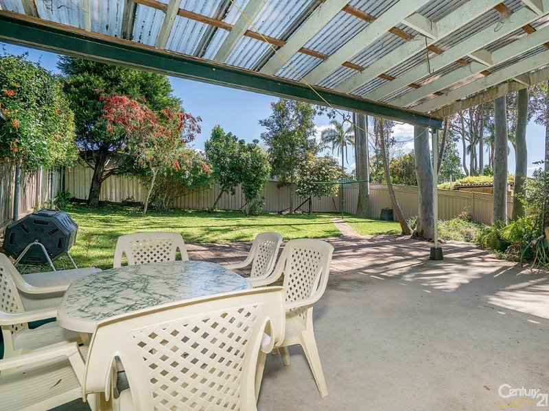 Photo - 28 Jeannie Crescent, Berkeley Vale NSW 2261 - Image 11