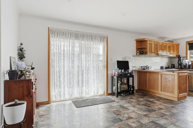 Photo - 28 Jellico Street, Mowbray TAS 7248 - Image 5