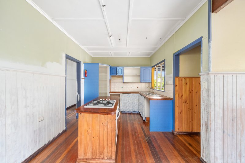 Photo - 28 Joseph Street, Margate QLD 4019 - Image 7