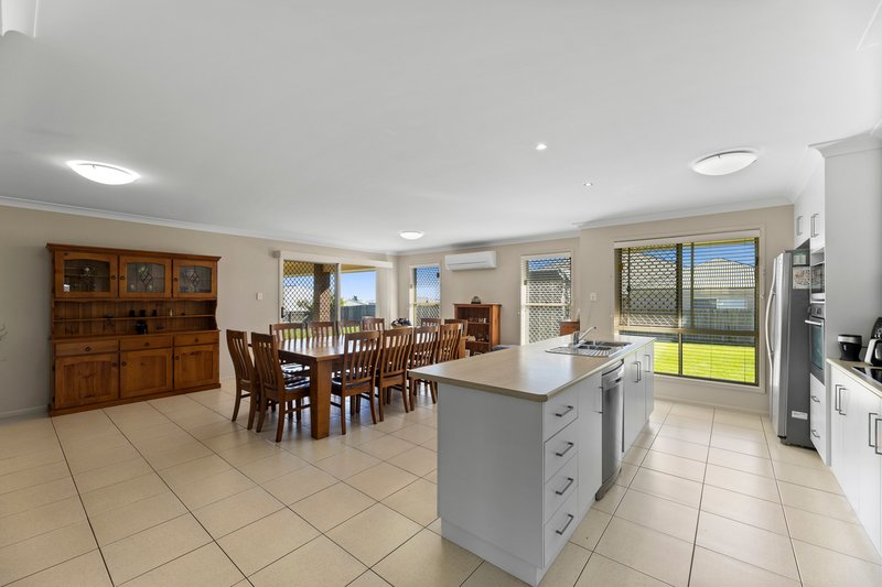 Photo - 28 Kalimna Drive, Highfields QLD 4352 - Image 3