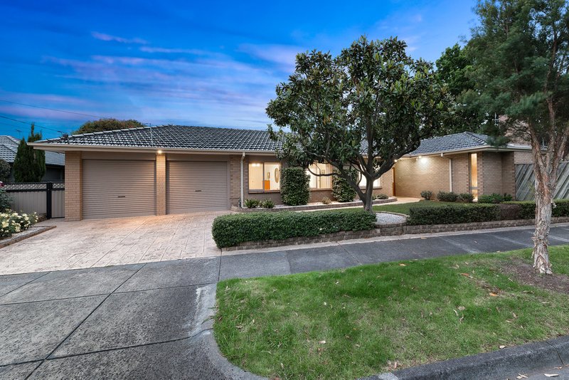 28 Kenilworth Crescent, Glen Waverley VIC 3150