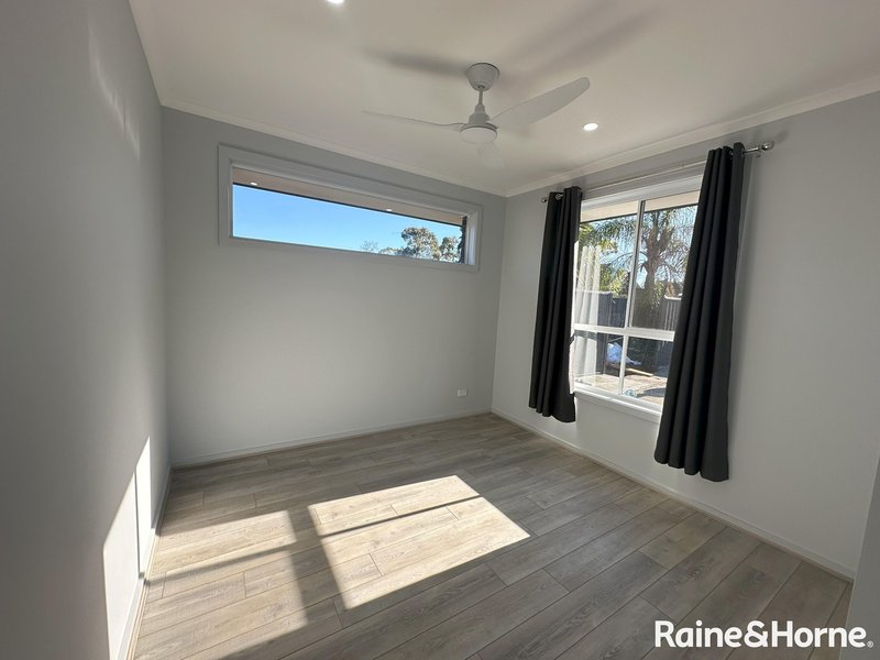 Photo - 28 Kilmington Road, Davoren Park SA 5113 - Image 16