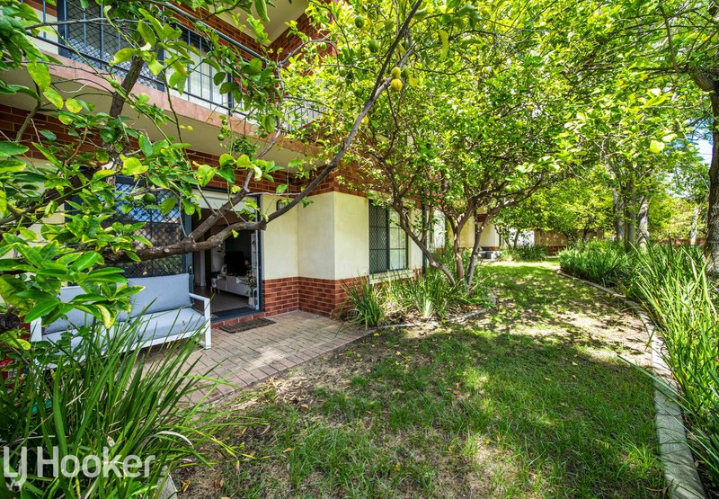 Photo - 2/8 King George Street, Victoria Park WA 6100 - Image 8