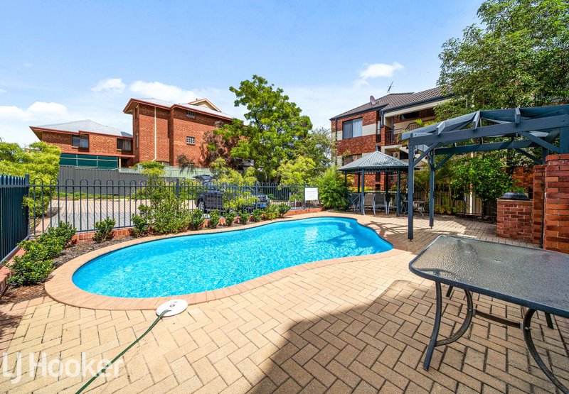 Photo - 2/8 King George Street, Victoria Park WA 6100 - Image 16