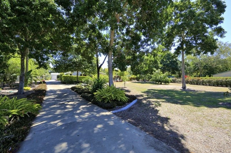 Photo - 28 Kingfisher Crescent, Moore Park Beach QLD 4670 - Image 3