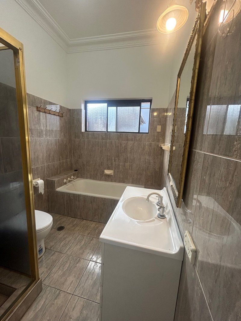 Photo - 28 Kingsgrove Road, Belmore NSW 2192 - Image 6