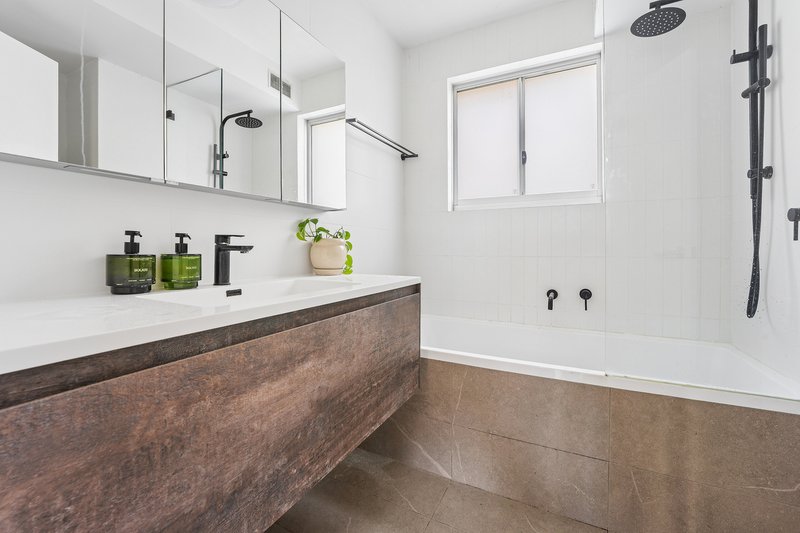 Photo - 2/8 Kobada Road, Dover Heights NSW 2030 - Image 7