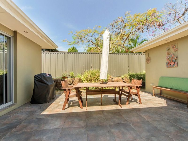 Photo - 28 Kuranga Avenue, Southport QLD 4215 - Image 7