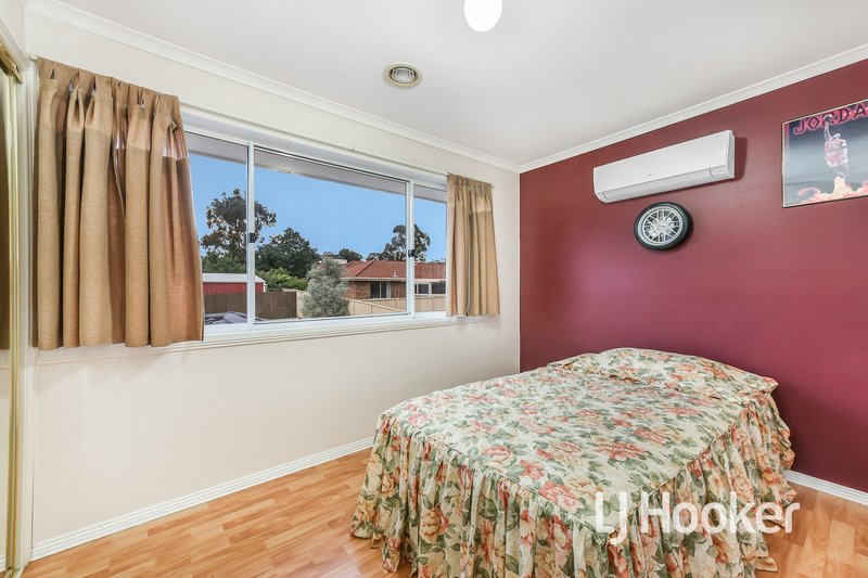 Photo - 28 Lake View Drive, Narre Warren South VIC 3805 - Image 13