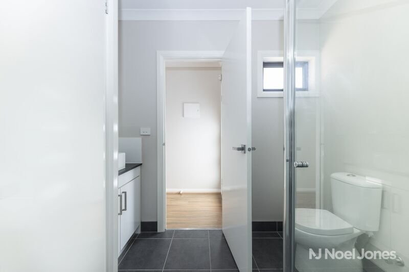 Photo - 2/8 Landy Street, Reservoir VIC 3073 - Image 6