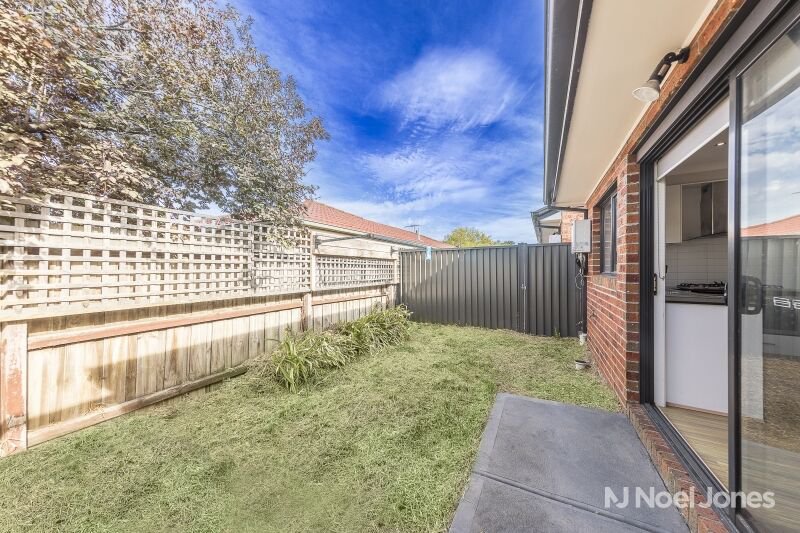 Photo - 2/8 Landy Street, Reservoir VIC 3073 - Image 8