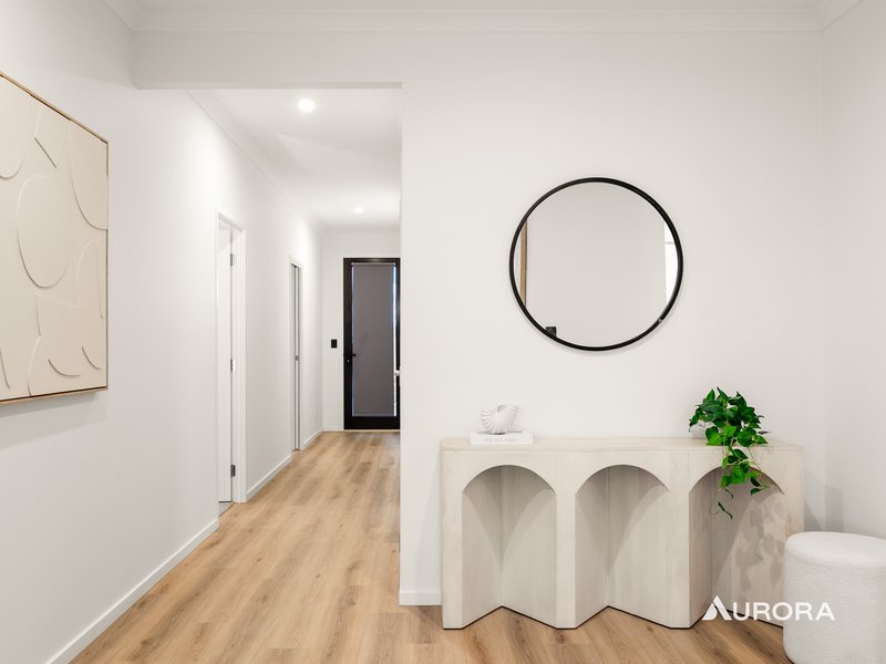 Photo - 28 Laurina Close, Collingwood Park QLD 4301 - Image 6