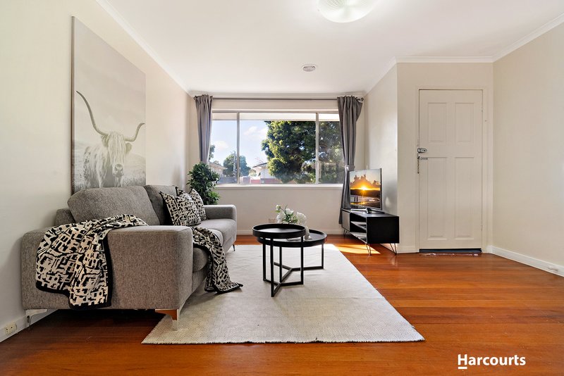 Photo - 2/8 Lavender Street, Ringwood VIC 3134 - Image 2