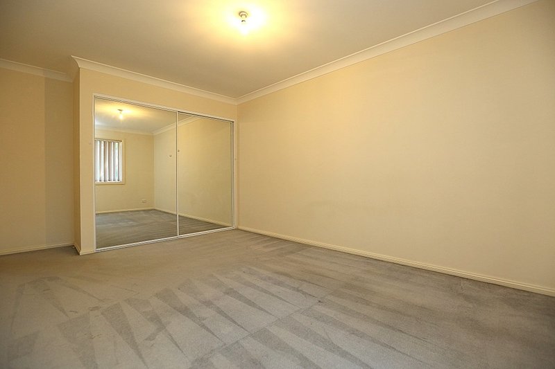 Photo - 2/8 Lee Street, Condell Park NSW 2200 - Image 7