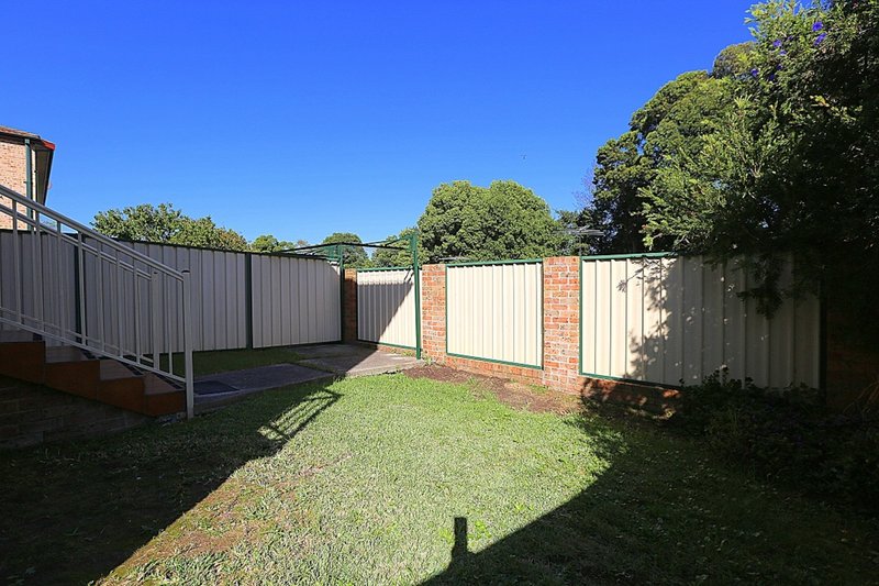 Photo - 2/8 Lee Street, Condell Park NSW 2200 - Image 9