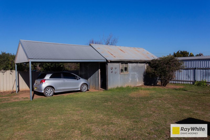 Photo - 28 Lee Street, Cowra NSW 2794 - Image 11