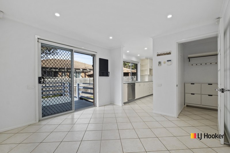 Photo - 28 Letters Street, Evatt ACT 2617 - Image 4