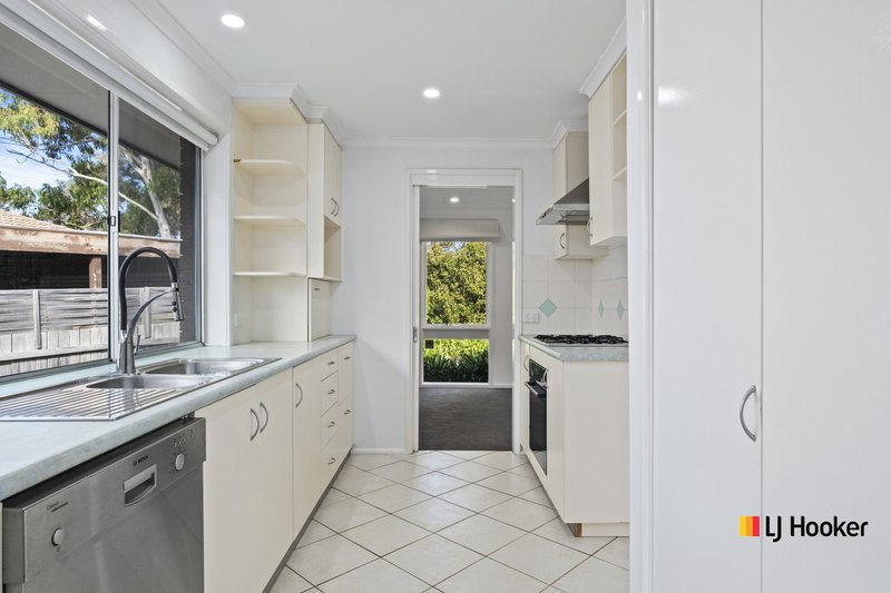 Photo - 28 Letters Street, Evatt ACT 2617 - Image 5