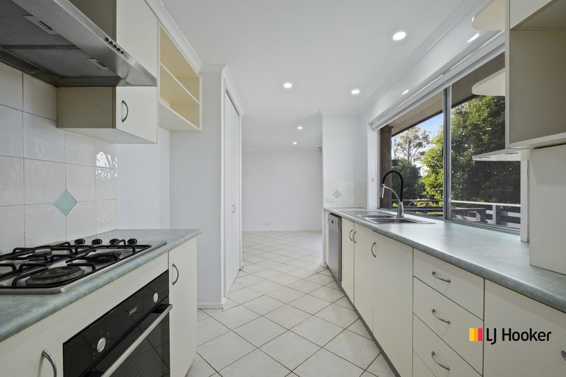 Photo - 28 Letters Street, Evatt ACT 2617 - Image 6