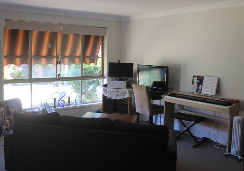 Photo - 2/8 Leura Place, Port Macquarie NSW 2444 - Image 4