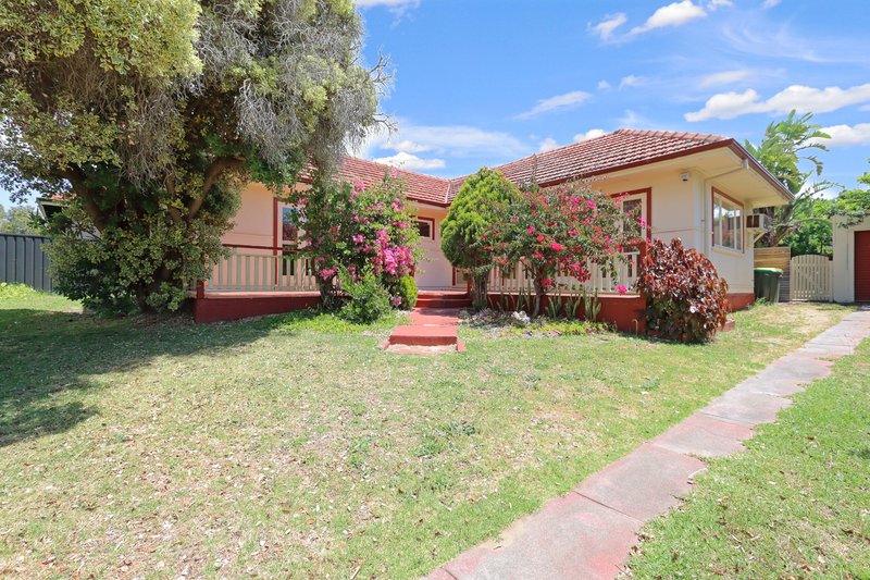 Photo - 28 Lewington Street, Rockingham WA 6168 - Image 5