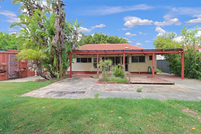 Photo - 28 Lewington Street, Rockingham WA 6168 - Image 22