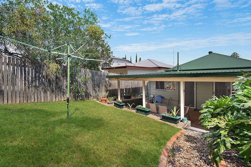 Photo - 28 Lewis Street, Camp Hill QLD 4152 - Image 12