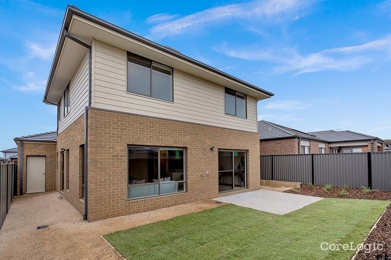 Photo - 28 Liewah Circuit, Craigieburn VIC 3064 - Image 14