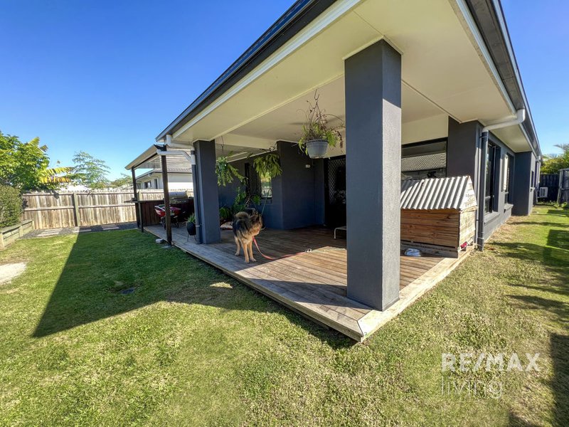 Photo - 28 Lindquist Crescent, Burpengary East QLD 4505 - Image 13