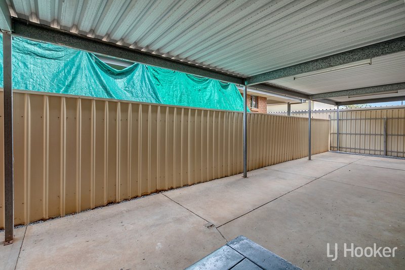 Photo - 28 Lindsay Street, Elizabeth Downs SA 5113 - Image 18