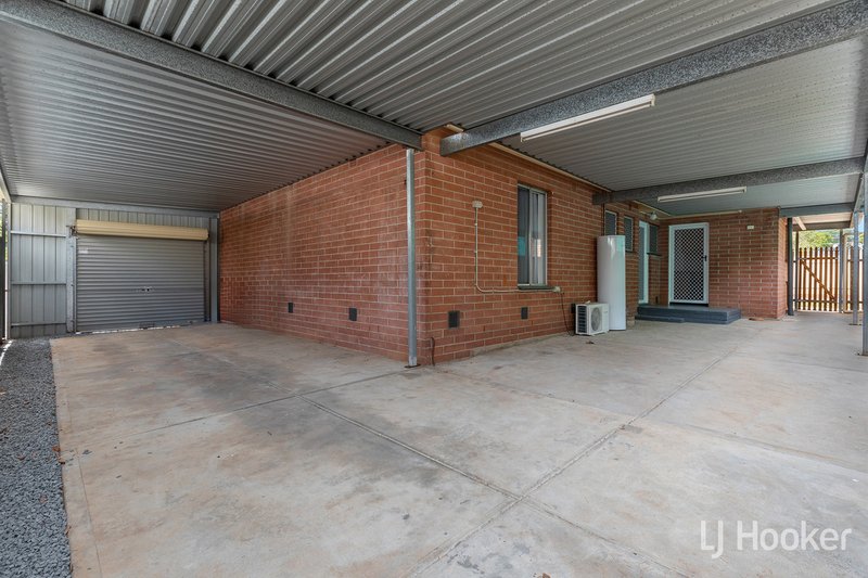 Photo - 28 Lindsay Street, Elizabeth Downs SA 5113 - Image 19