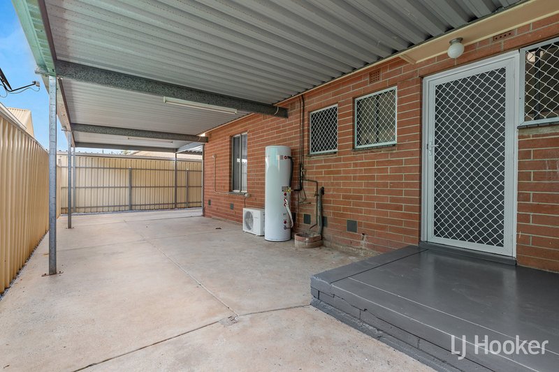 Photo - 28 Lindsay Street, Elizabeth Downs SA 5113 - Image 20