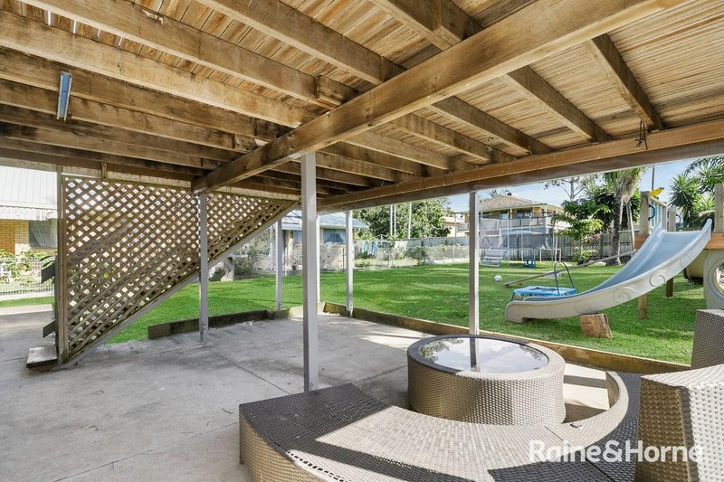 Photo - 28 Lisa Street, Redland Bay QLD 4165 - Image 3