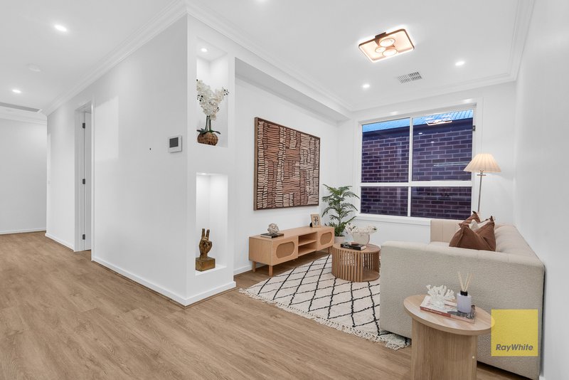 Photo - 28 Livestock Street, Tarneit VIC 3029 - Image 11