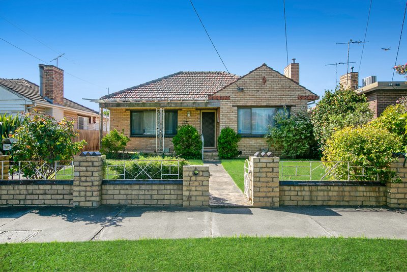 28 Lloyd Avenue, Reservoir VIC 3073