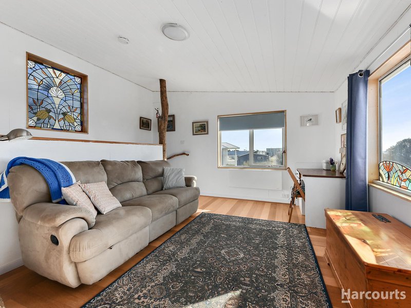 Photo - 28 Lord Liverpool Drive, Low Head TAS 7253 - Image 7