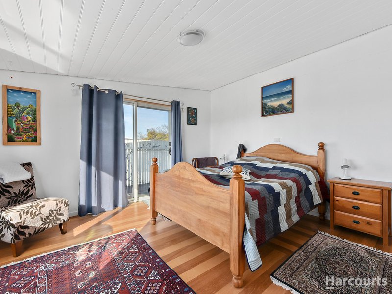 Photo - 28 Lord Liverpool Drive, Low Head TAS 7253 - Image 11