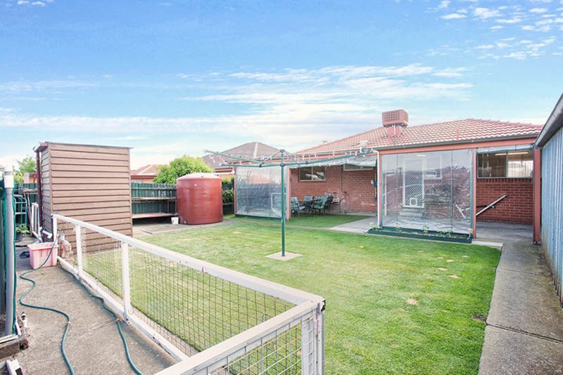 Photo - 28 Louise Street, Lalor VIC 3075 - Image 8