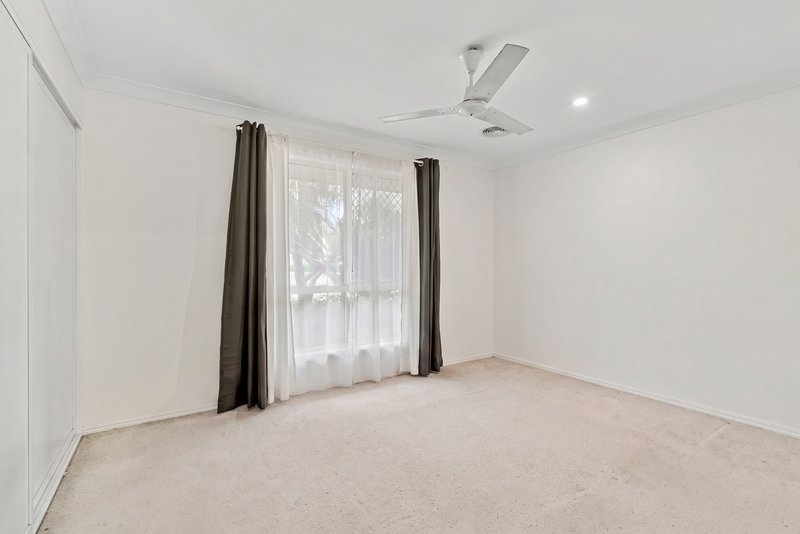 Photo - 28 Lyndhurst Grove, Tewantin QLD 4565 - Image 5