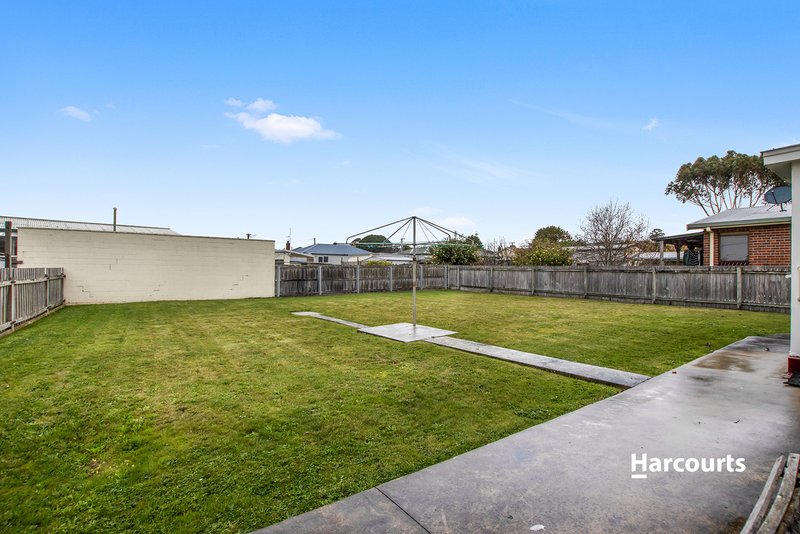 Photo - 28 Lyons Street, Somerset TAS 7322 - Image 3