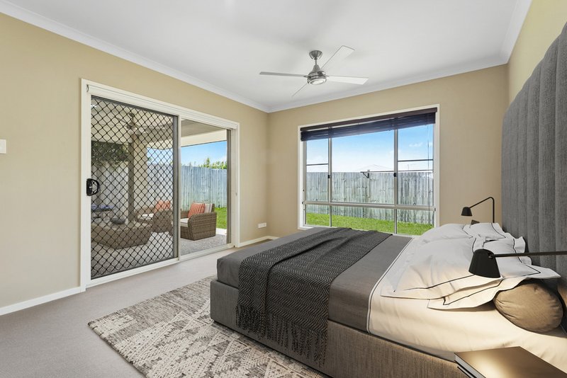 Photo - 28 Lytham Circuit, North Lakes QLD 4509 - Image 3