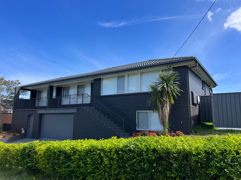 28 Mackenzie Avenue, Mount Warrigal NSW 2528