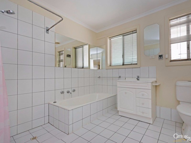 Photo - 28 Magor Crescent, Salisbury SA 5108 - Image 10