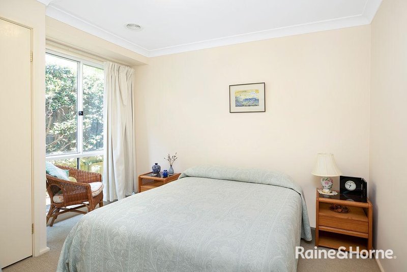 Photo - 28 Mairinger Crescent, Bowral NSW 2576 - Image 6